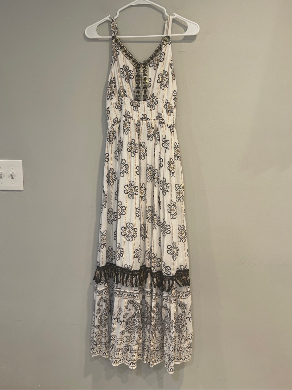 EUC Me 2 Magic Maxi Dress with Floral Design and Tassel Detail Size Medium